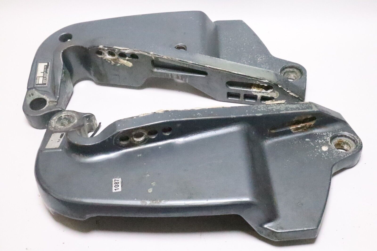 Yamaha Clamp Bracket Set 64E-43111-02-8D 64E-43112-02-8D USED - Image 6