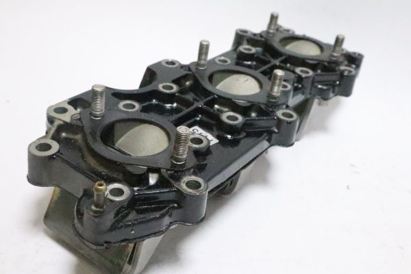 Johnson Evinrude  65 70 HP INTAKE MAINFOLD & Leaf Plate Assembly 0389731 0389395  USED - Image 5