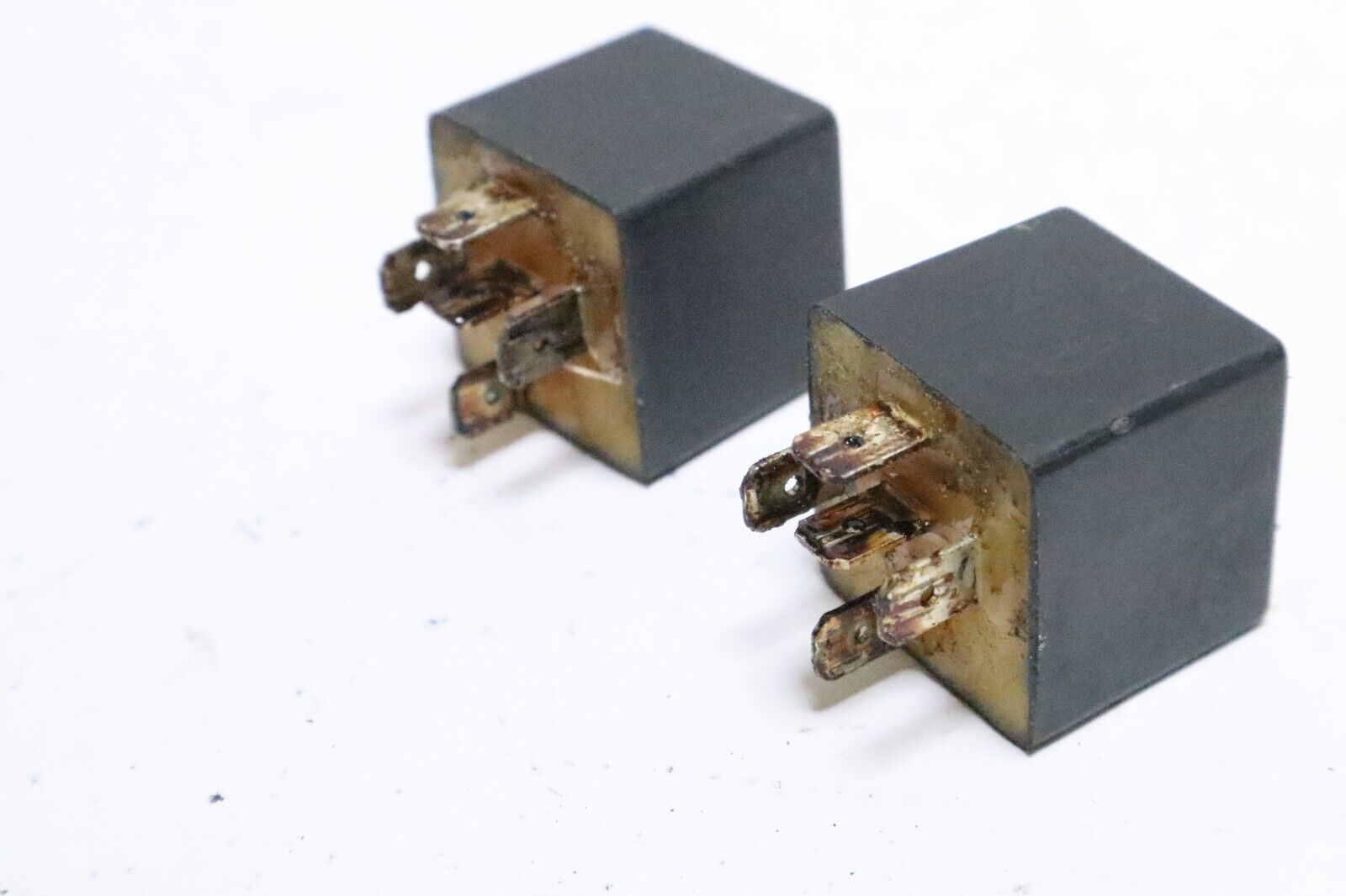 Johnson / Evinrude 40 HP 50HP Power Trim Relays HELLA 334191 582472 0582472 USED QTY 2 - Image 10