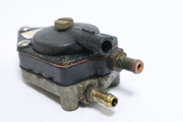 Johnson Evinrude OMC Fuel Pump Assembly 0438562 0434728 343462 D3  USED - Image 2