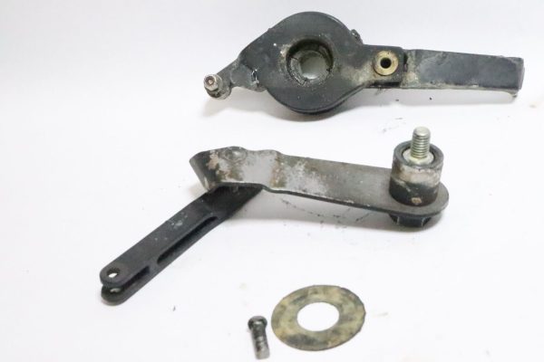 Evinrude Johnson 50hp 1996 3Cyl bellcrank shift lever 328566 393545 328567 60 70  USED - Image 6