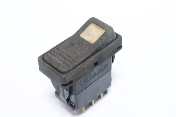 Polaris 2wd 4wd Toggle Button Switch Ranger 700 800 XP Crew 4x4 6x6 4011680 USED