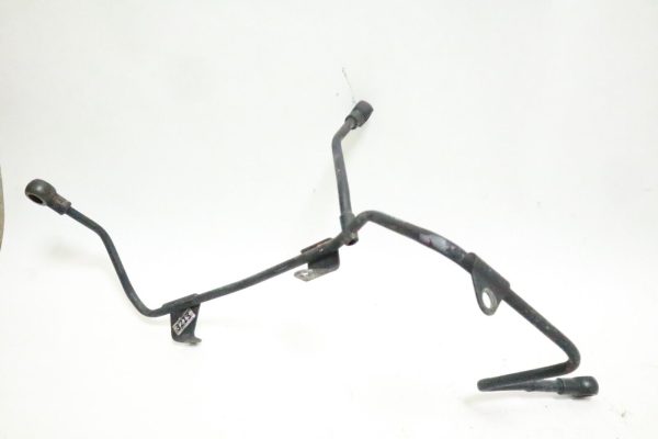 External Oil Passage Hard-Line 83-86 V65 VF1100 Sabre Magna 1100  USED - Image 4