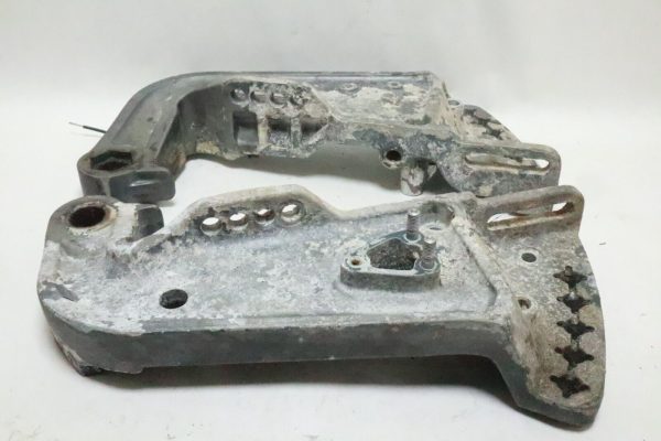Suzuki DT 85-115-140 HP Clamp Bracket STBD 41111-94505-02M  41111-94502-02M USED - Image 7