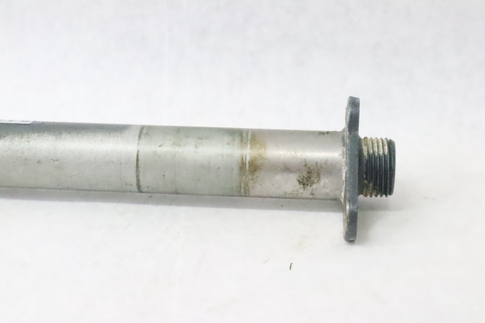 OEM 1998-2014 150hp Yamaha Outboard 2 & 4 Stroke Bracket Tube 64E-43131-01-00 - Image 9
