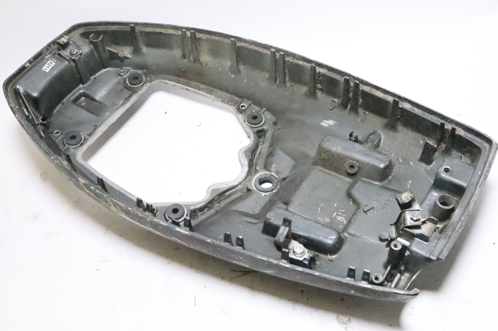 2168-7972M 9367M MARINER 1977-1985 Bottom Cowl Lower Pan 55 60 HP