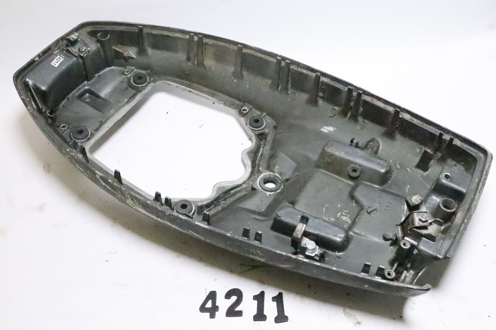 2168-7972M 9367M MARINER 1977-1985 Bottom Cowl Lower Pan 55 60 HP - Image 2