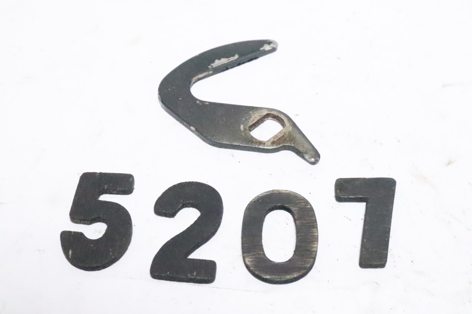 Force Mercury Cowl Hood Latch Assembly FA663469 F481777 F286818 - Image 2