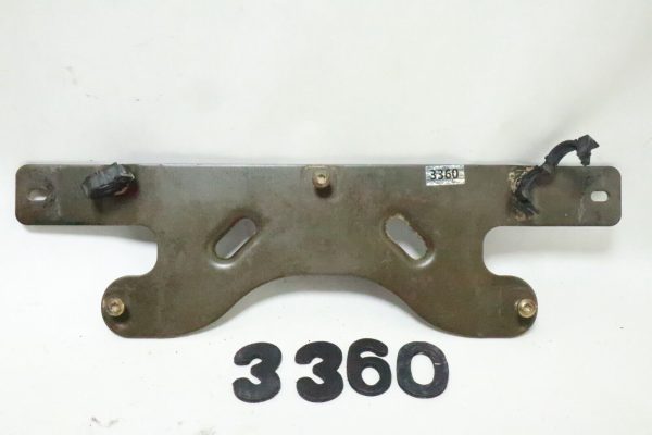 Polaris Sportsman 500 EFI 07 Regulator Mount 5249459 37323  USED - Image 10