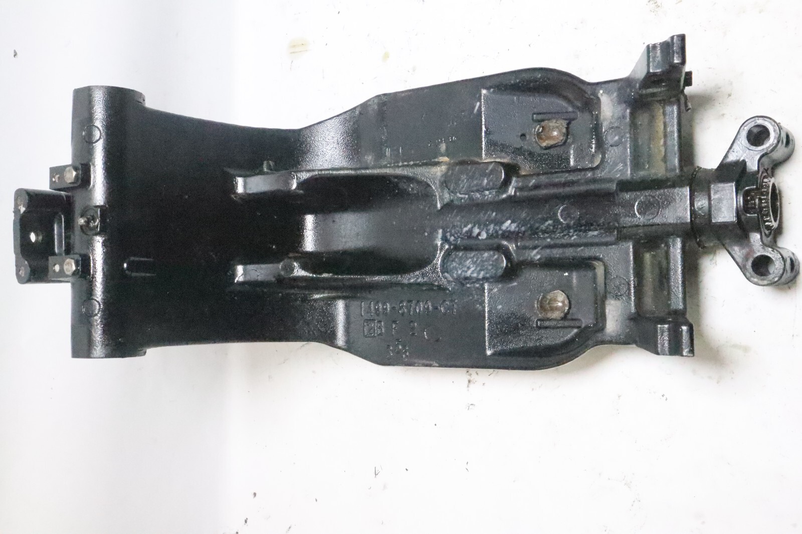 Mercury EFI 135 150 175 200 HP Swivel Bracket 8710T20 826432A2 - Image 9