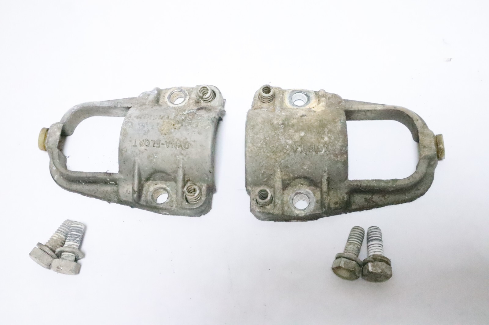 69592T Mercury Mariner 35-70 Hp Outboard Drive Shaft Housing Clamps