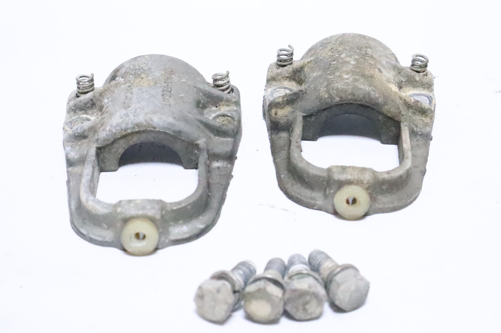 69592T Mercury Mariner 35-70 Hp Outboard Drive Shaft Housing Clamps - Image 4