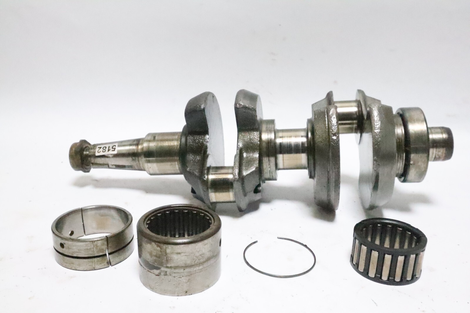 Johnson Evinrude OMC 435702 338958 Crankcase Head - Used - Image 3