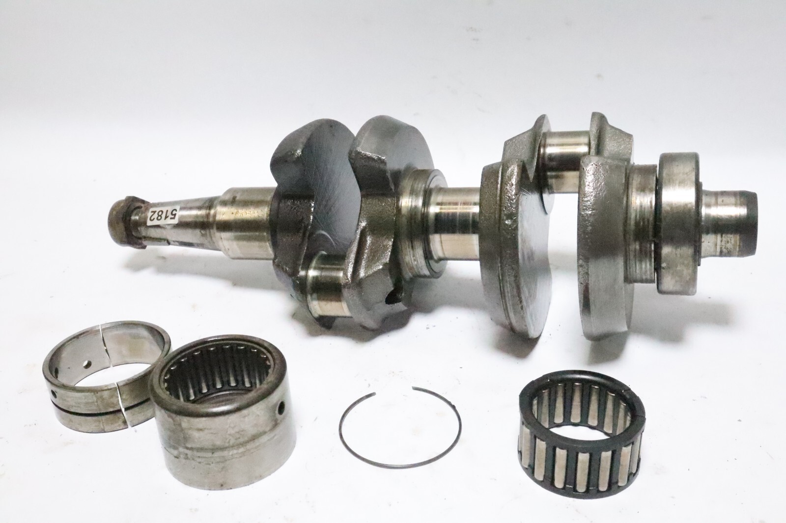 Johnson Evinrude OMC 435702 338958 Crankcase Head - Used - Image 4