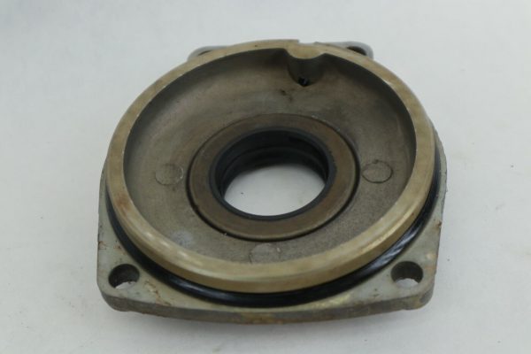 MERCURY END CAP ASSY 7809A1 1156-6311 V-6 2.5L USED - Image 8