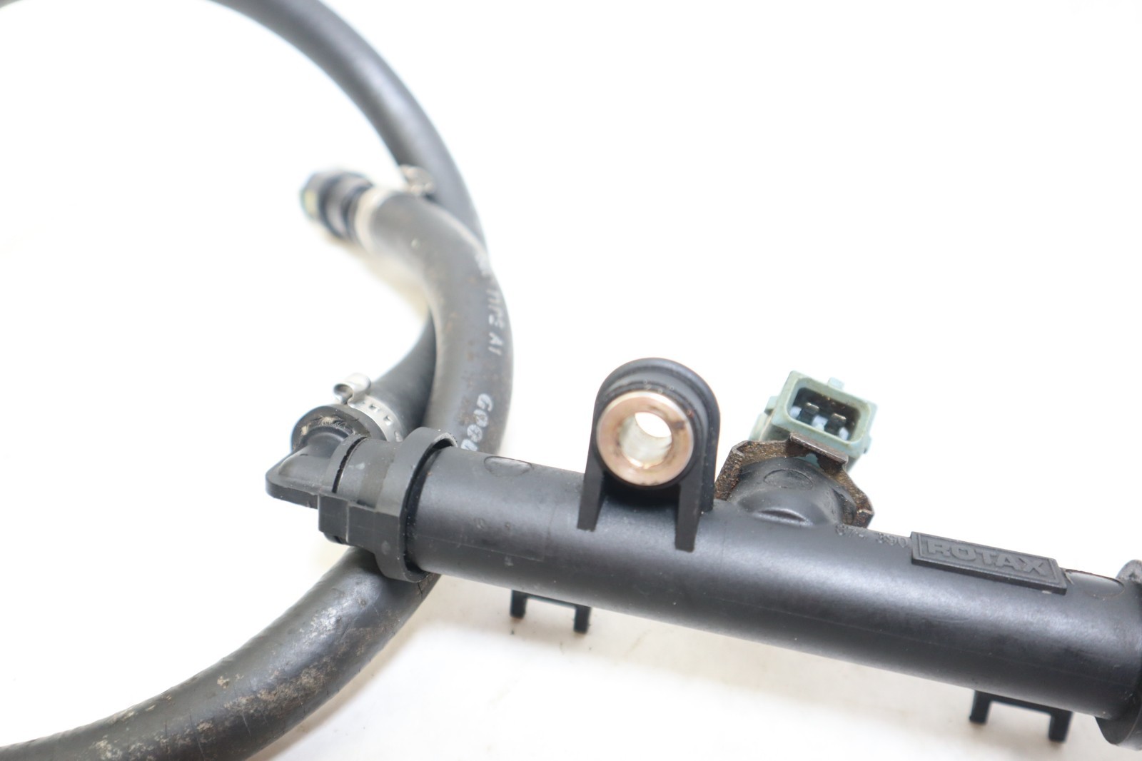 02-08 SEADOO GTX GTI GTS 4 Tec Challenger GTI 130 155 SE RXP FUEL INJECTORS RAIL - Image 9