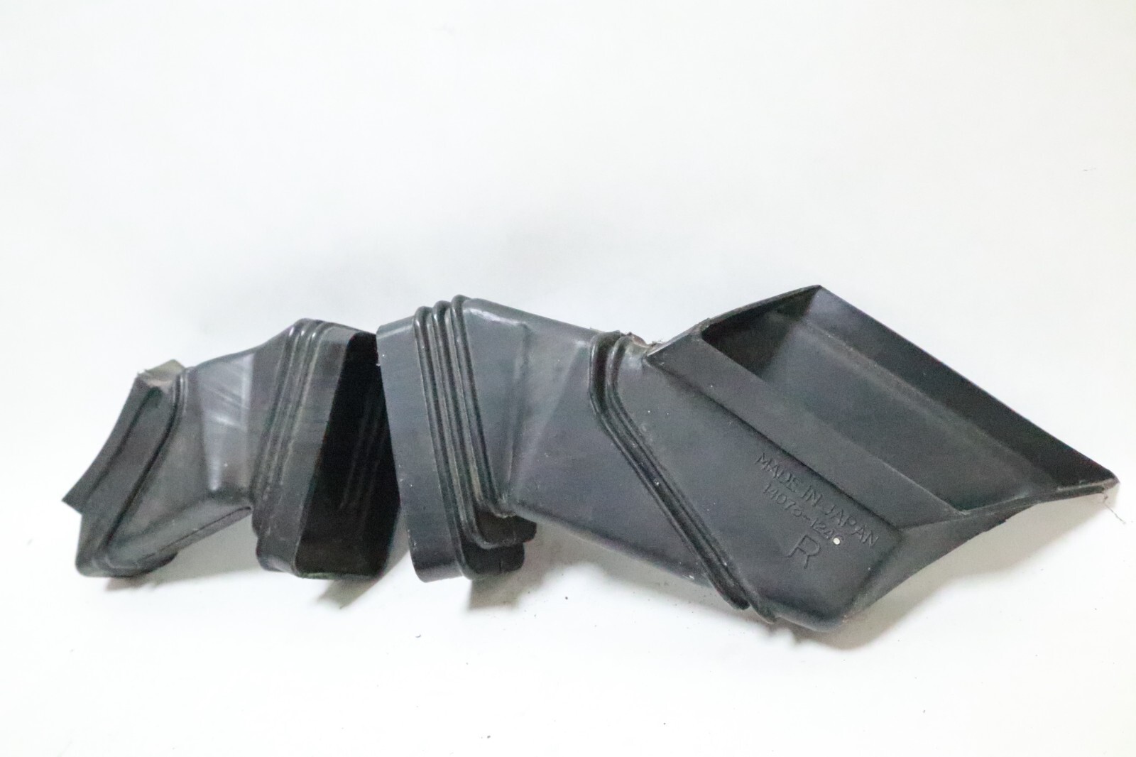 1986-2003 Kawasaki Voyager ZG1200 AIR DUCTS DUCT FOR VENT COWLING UPPER - Image 4