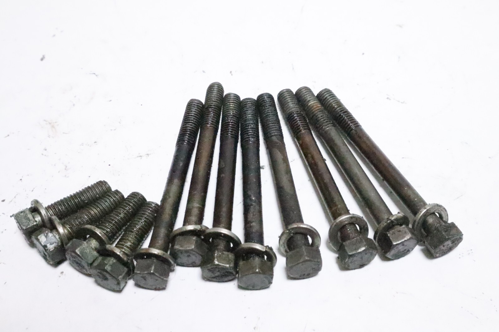 1977-1988 Mariner 60 HP Outboard POWERHEAD BOLTS 84427M