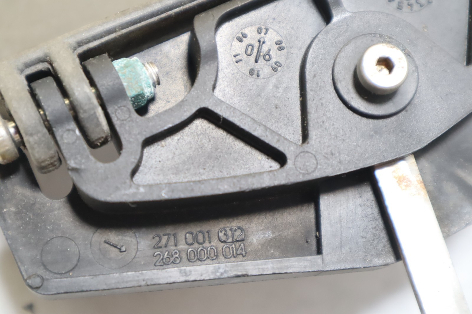 2007-2011 Sea-Doo GTI SE 130 155 OEM Reverse Gate Bucket 268000028 - Image 9