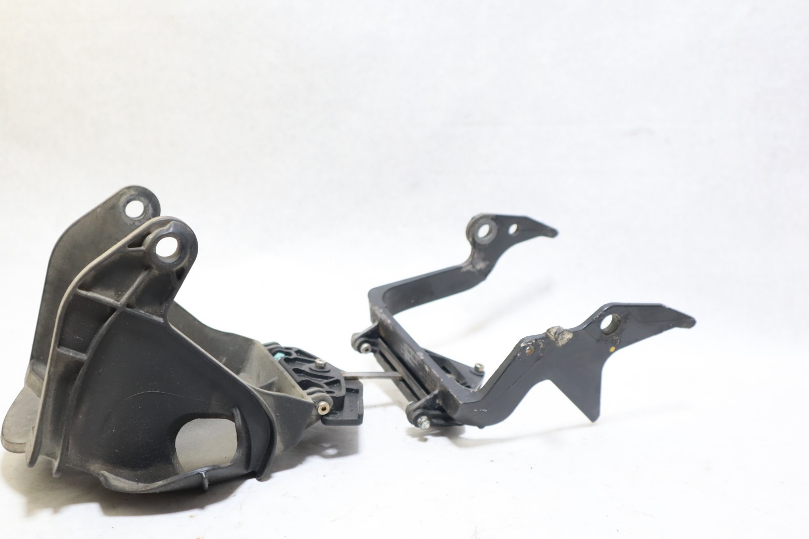 2007-2011 Sea-Doo GTI SE 130 155 OEM Reverse Gate Bucket 268000028 - Image 10