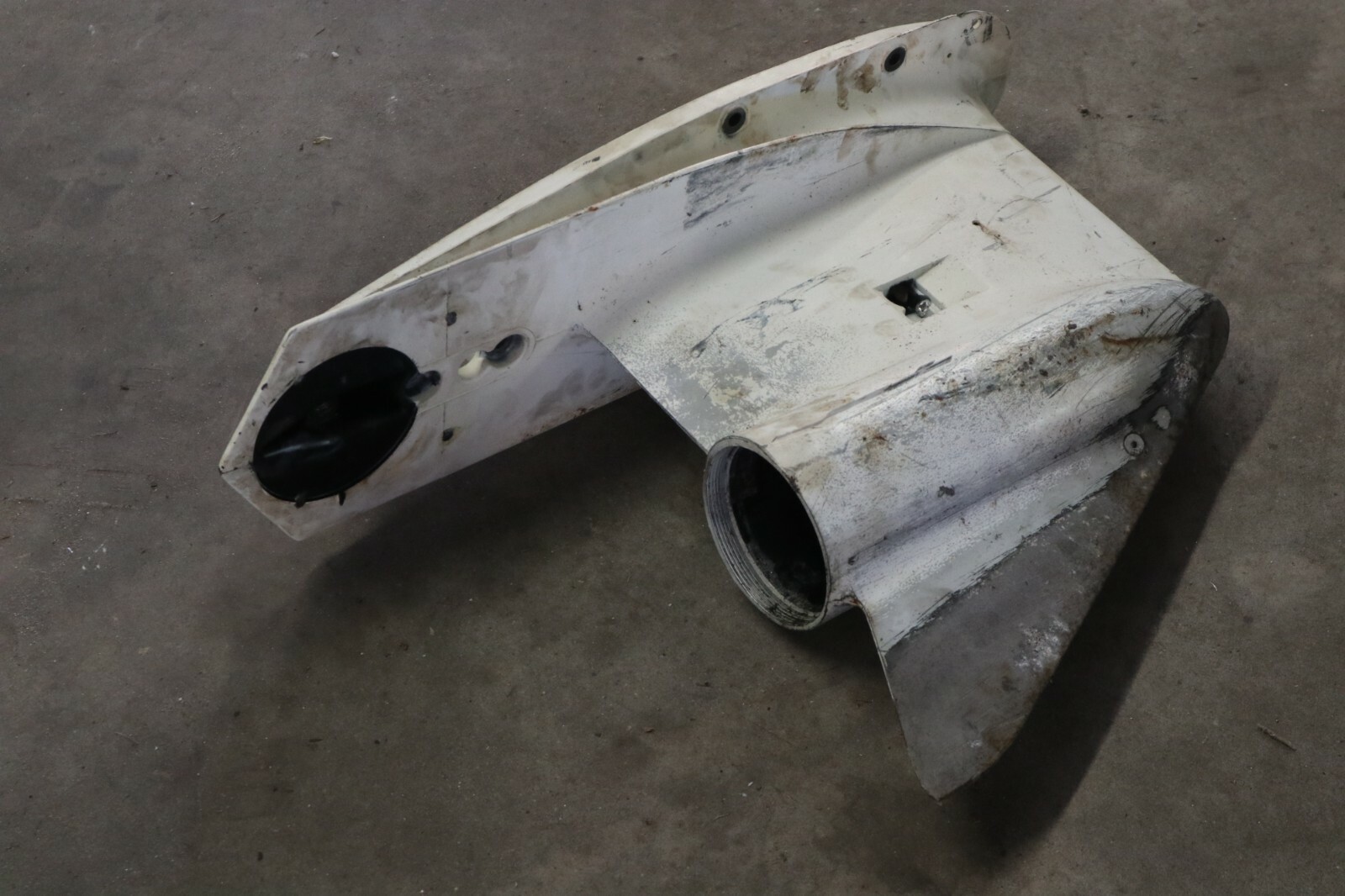 439972 OMC Evinrude Johnson V4 & V6 Gear Case - Image 4