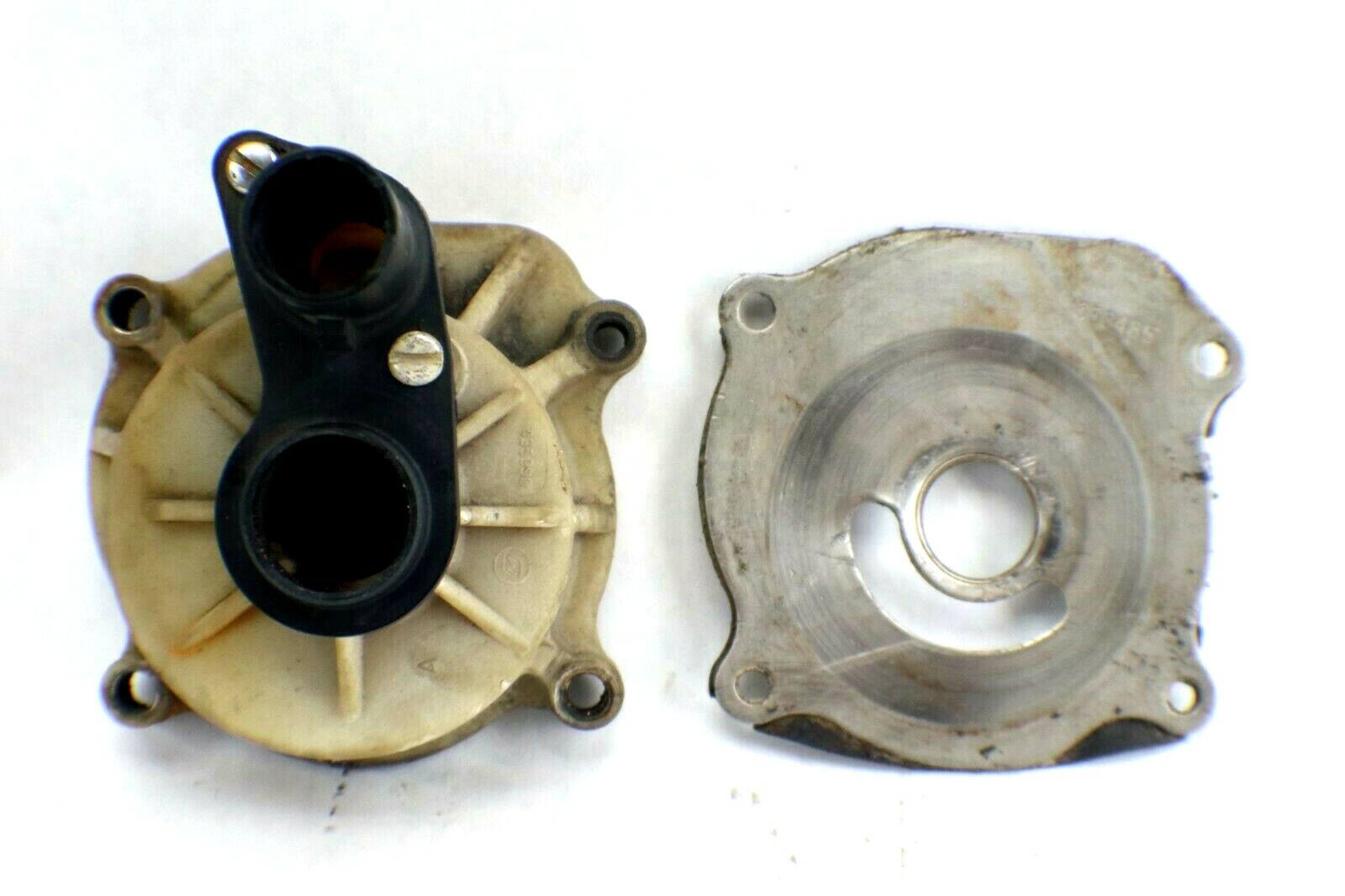 395040 330383 330379 Evinrude 1985-92 Impeller Housing, Cup & Plate 80 88 90+ HP