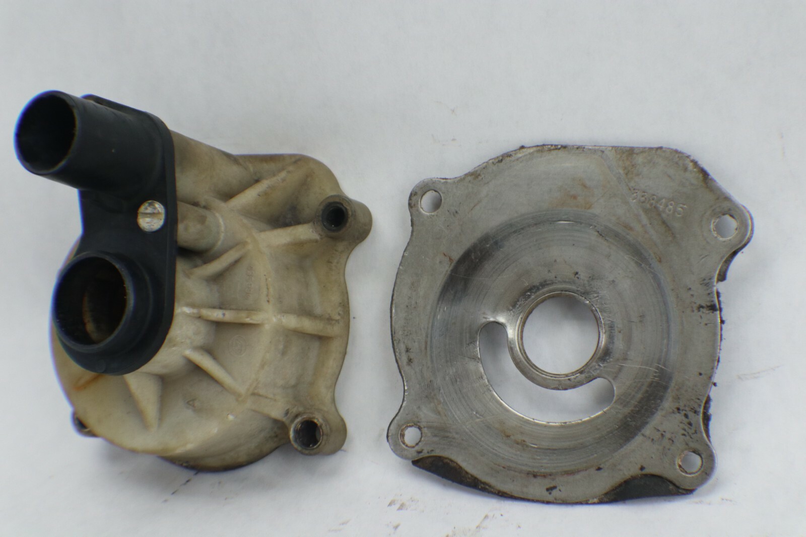 395040 330383 330379 Evinrude 1985-92 Impeller Housing, Cup & Plate 80 88 90+ HP - Image 2