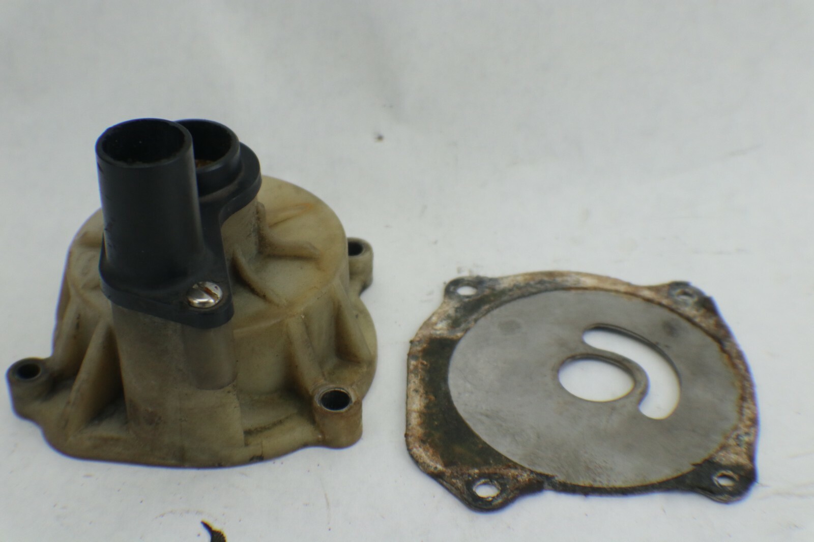 395040 330383 330379 Evinrude 1985-92 Impeller Housing, Cup & Plate 80 88 90+ HP - Image 8