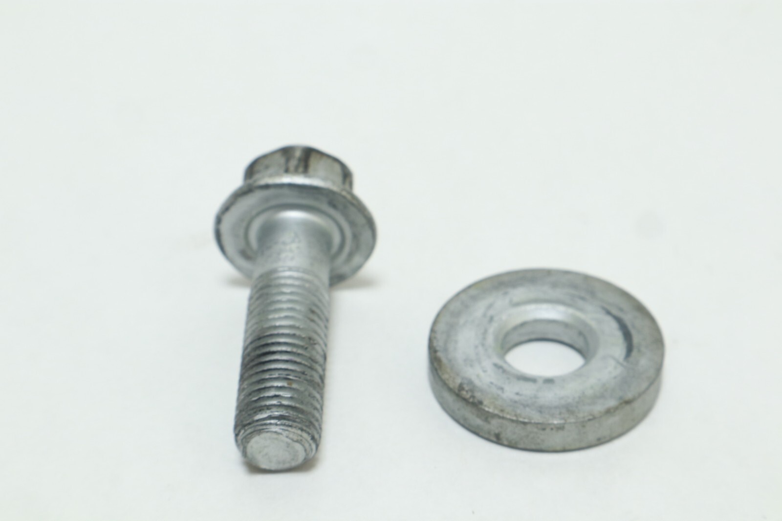 90031-ZV5-000, Bolt, Flange (10X32) (Hond Honda 1998 , 40hp , 3CYL , BF40AW LRA - Image 6