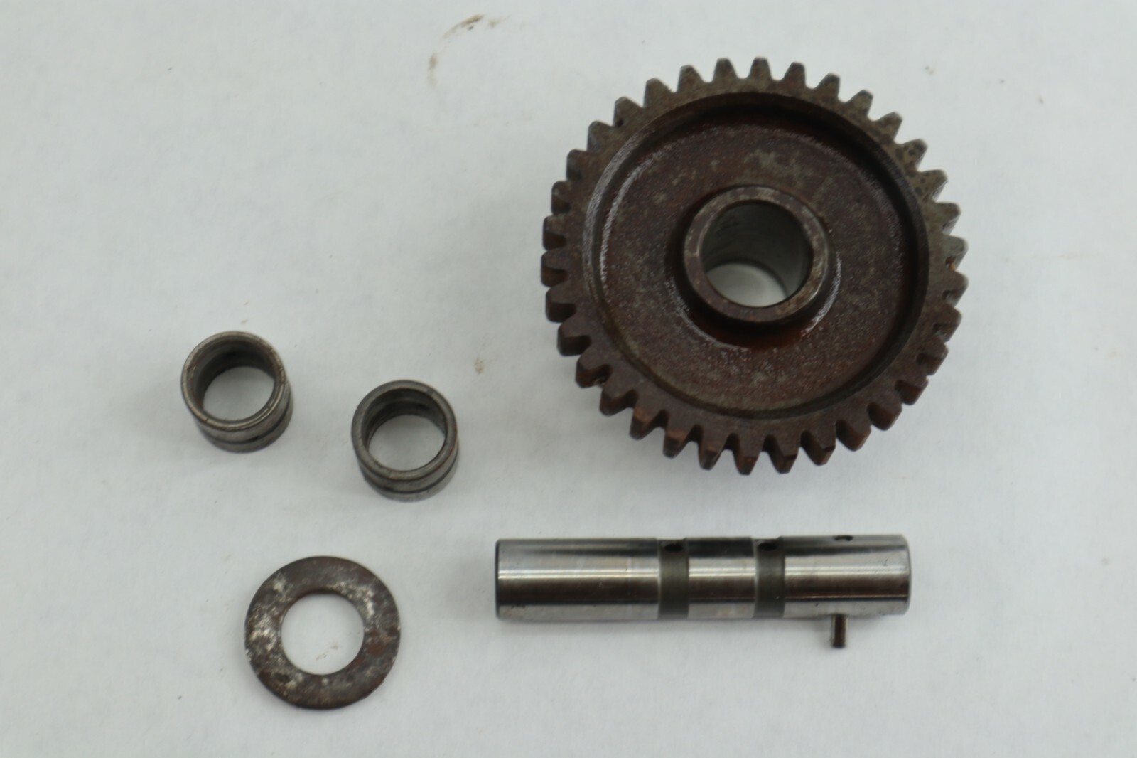 1985 85 HONDA STC 250 ES ATC250ES BIG RED REVERSE IDLER GEAR & SHAFT ASY - Image 4