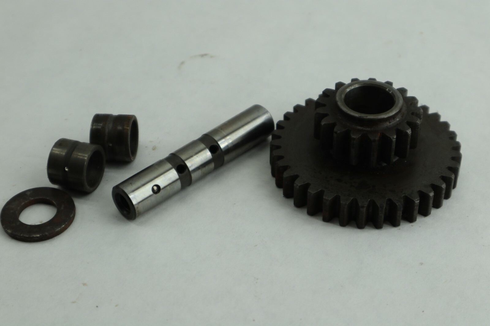 1985 85 HONDA STC 250 ES ATC250ES BIG RED REVERSE IDLER GEAR & SHAFT ASY - Image 9
