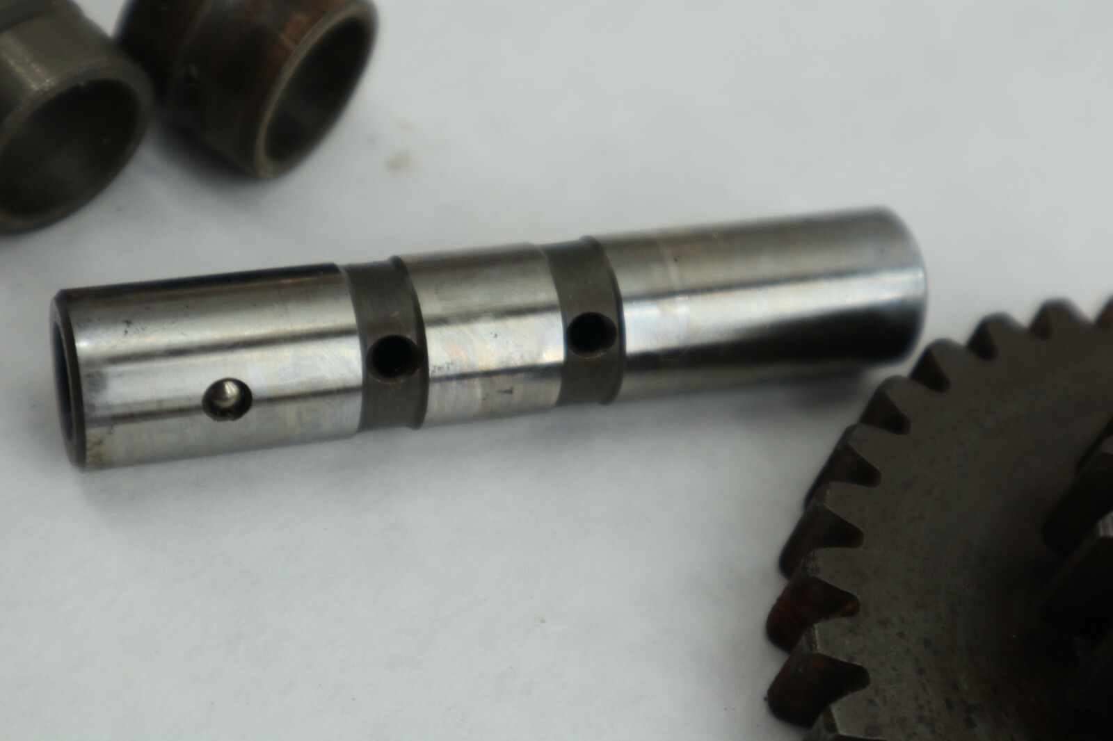1985 85 HONDA STC 250 ES ATC250ES BIG RED REVERSE IDLER GEAR & SHAFT ASY - Image 11