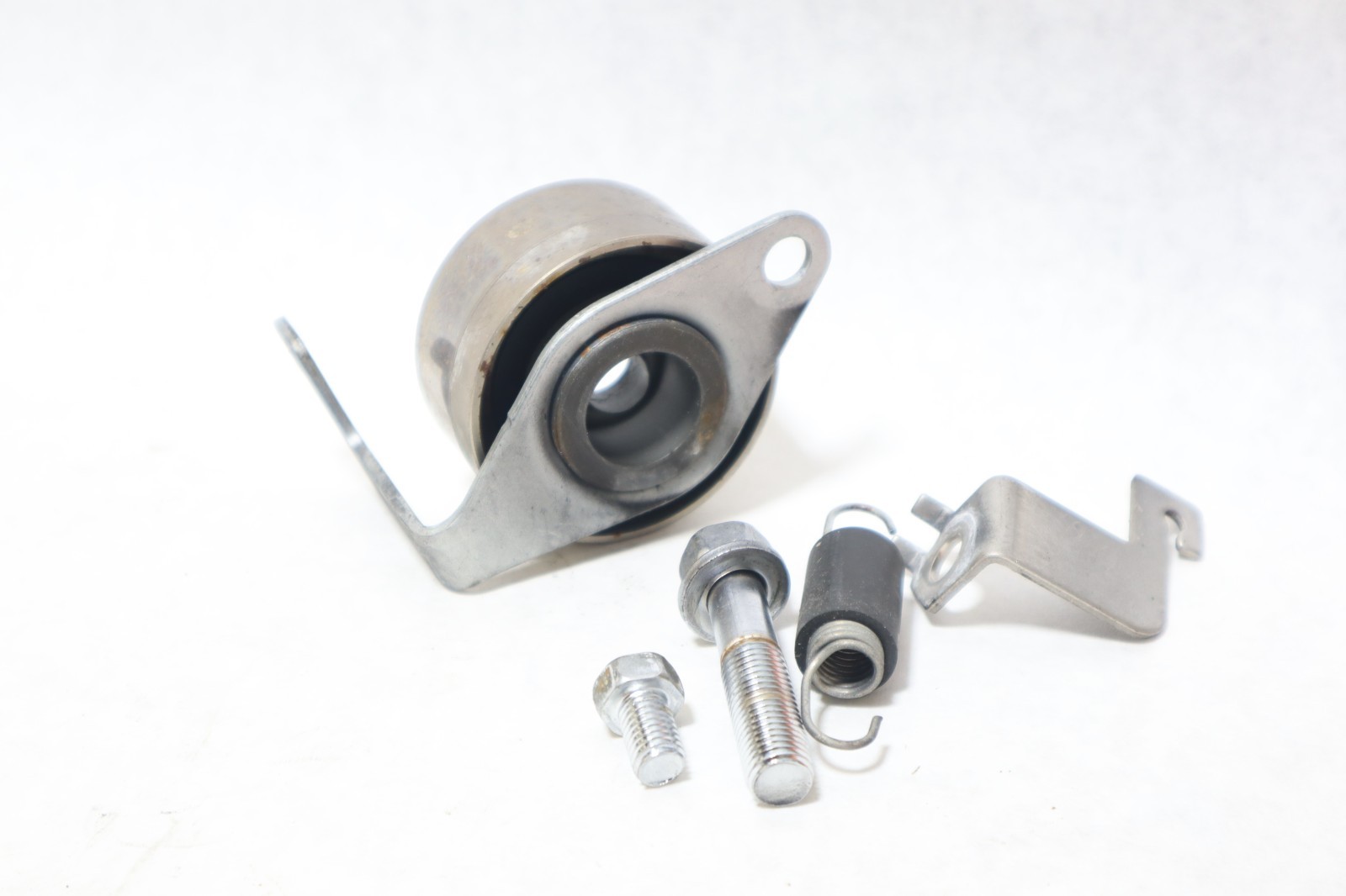 Yamaha Belt Tensioner Assy 68F-11590-00-00 150hp 200hp - Image 6
