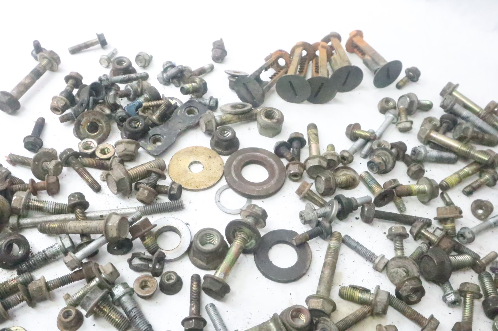 2005 05 Can-Am Outlander Max XT 400 4x4 Hardware Set Nuts & Bolts Bombardier - Image 5