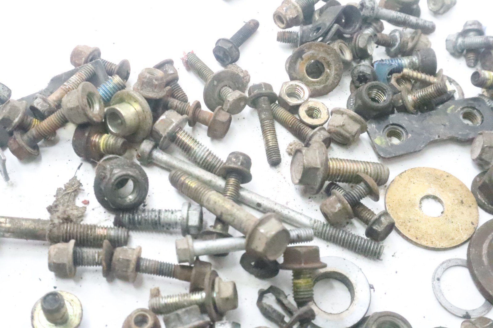 2005 05 Can-Am Outlander Max XT 400 4x4 Hardware Set Nuts & Bolts Bombardier - Image 12