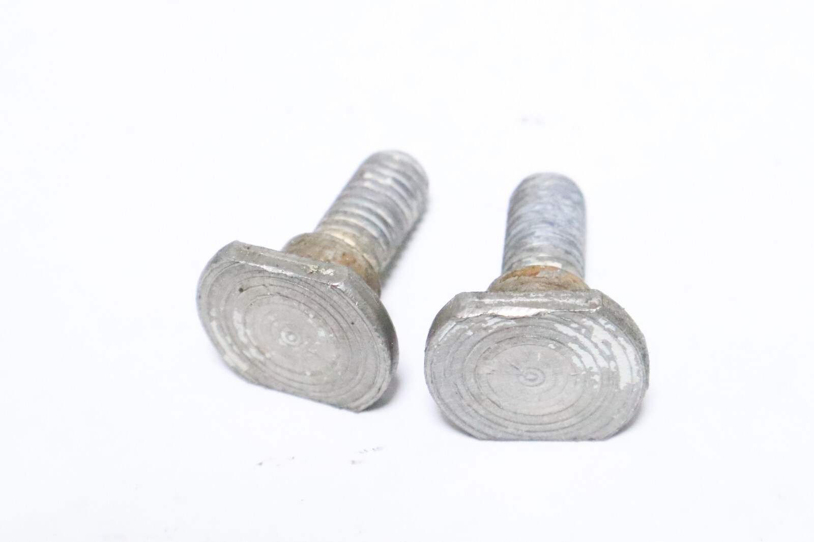 OEM (LOT OF 2) OMC Johnson Evinrude SHOULDER SCREW 329109 0329109 - Image 3