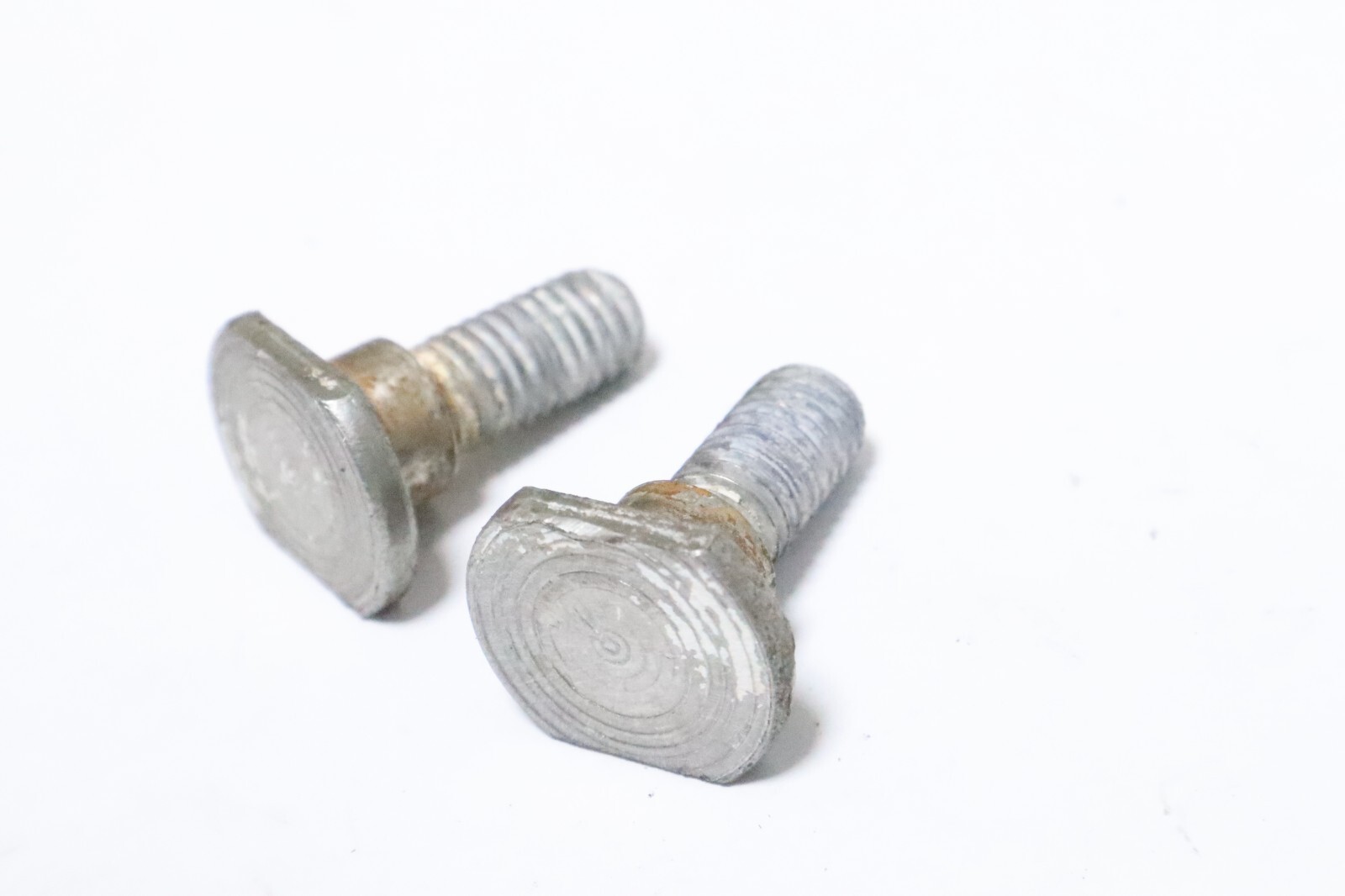 OEM (LOT OF 2) OMC Johnson Evinrude SHOULDER SCREW 329109 0329109 - Image 6