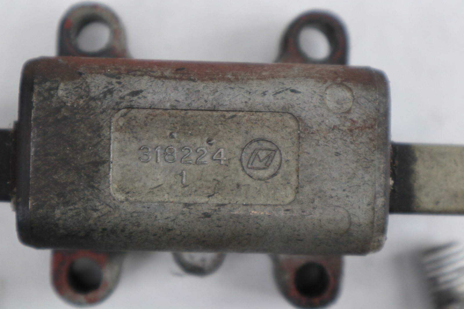 1977 JOHNSON 85HP 85ETLR77S EVINRUDE OUTBOARD DRIVESHAFT HOUSING MOUNT 318224 - Image 3