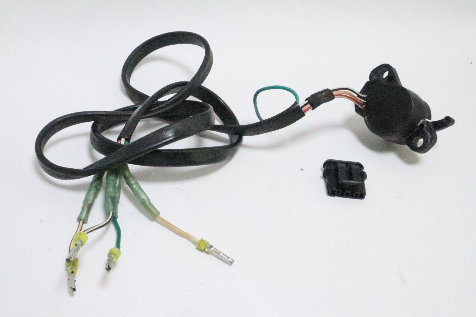 Evinrude 150 HP 150hp etec g2 175 200 hp Stroke Sending Unit ASSY 0587333 - Image 10