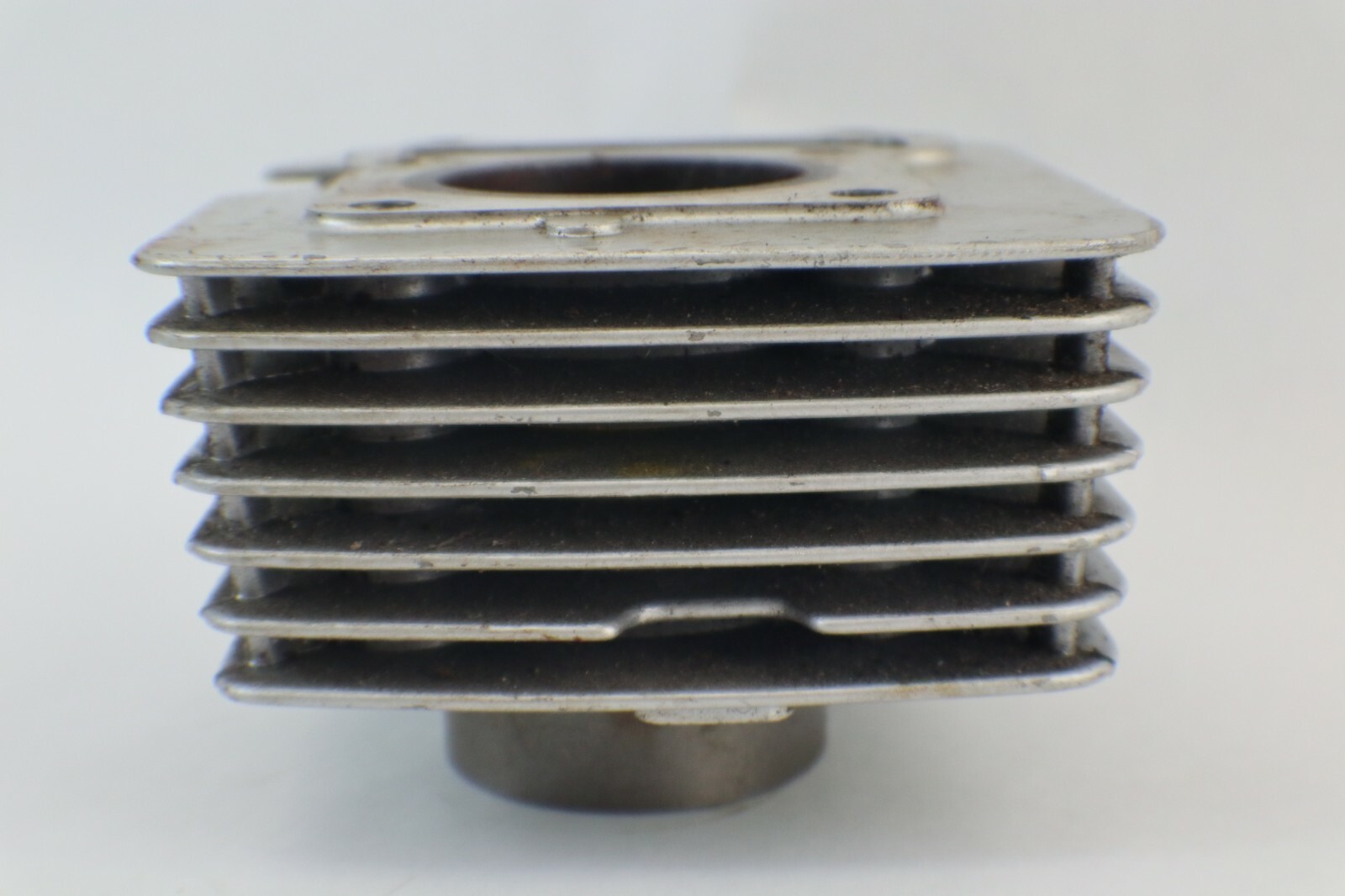 01 02 03 04 05 YAMAHA TTR125L ENGINE MOTOR CYLINDER JUG - Image 4