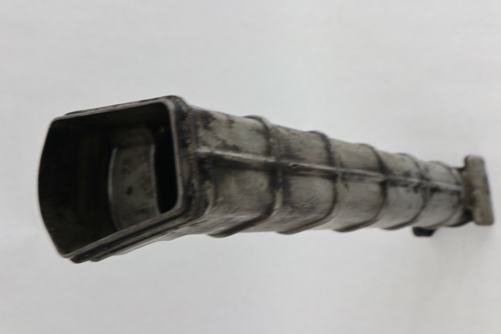 Johnson 85 HP Inner Exhaust Housing PN 0317765 Fits 1973-1977 - Image 10