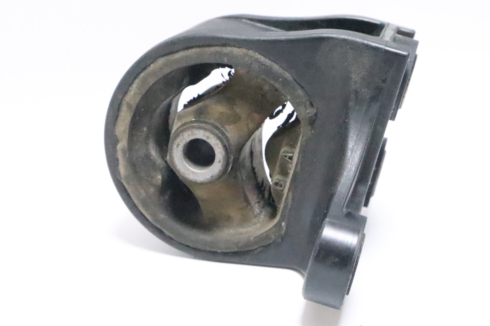 01-05 HONDA CIVIC 1.7L VTEC AUTOMATIC TRANSMISSION REAR ENGINE MOUNT JDM D17A - Image 9