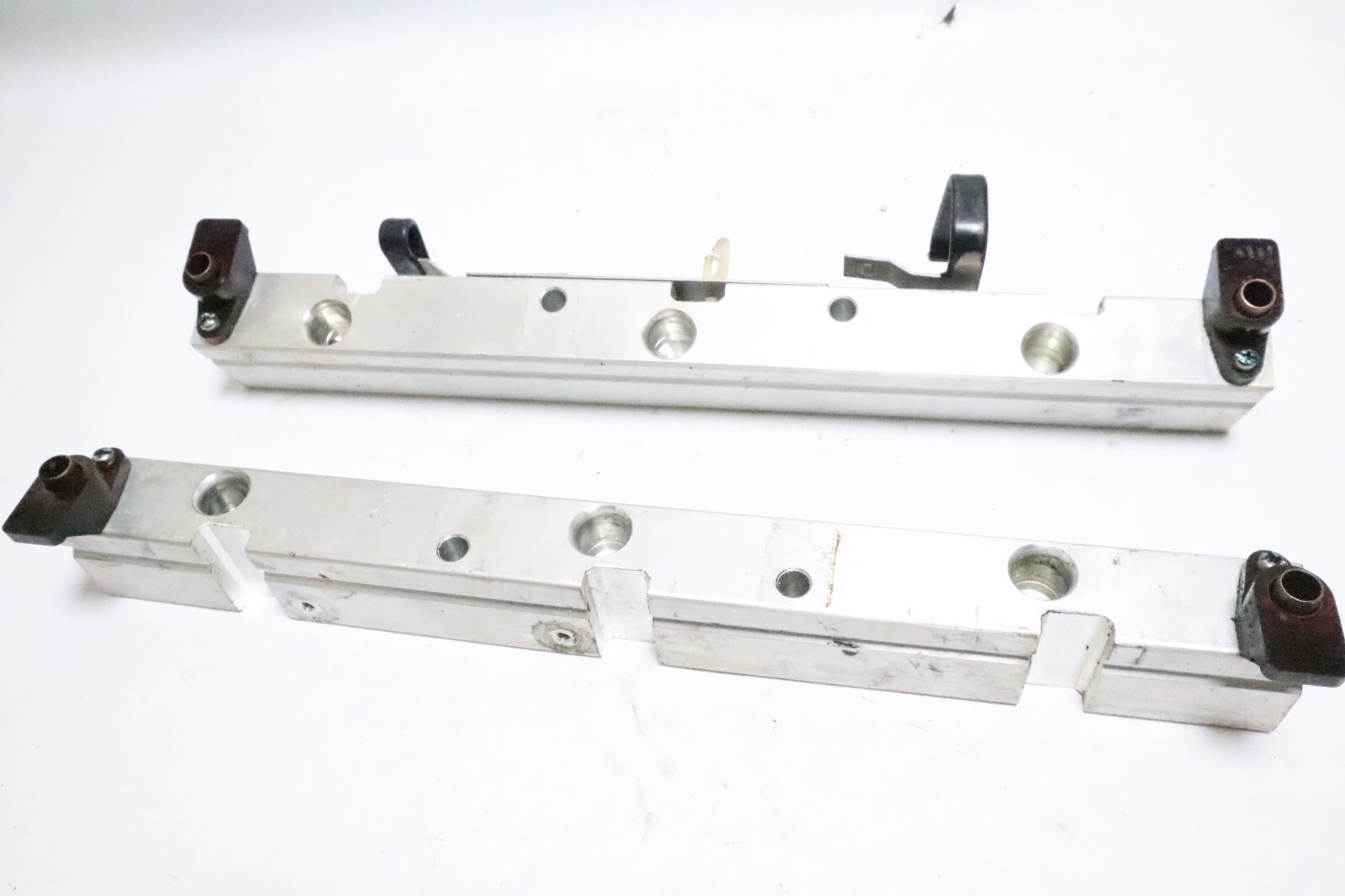 60V-13161-00-00 Yamaha 2003-2006 Outboard Delivery Pipe Set 200 225 250 300 HP - Image 5