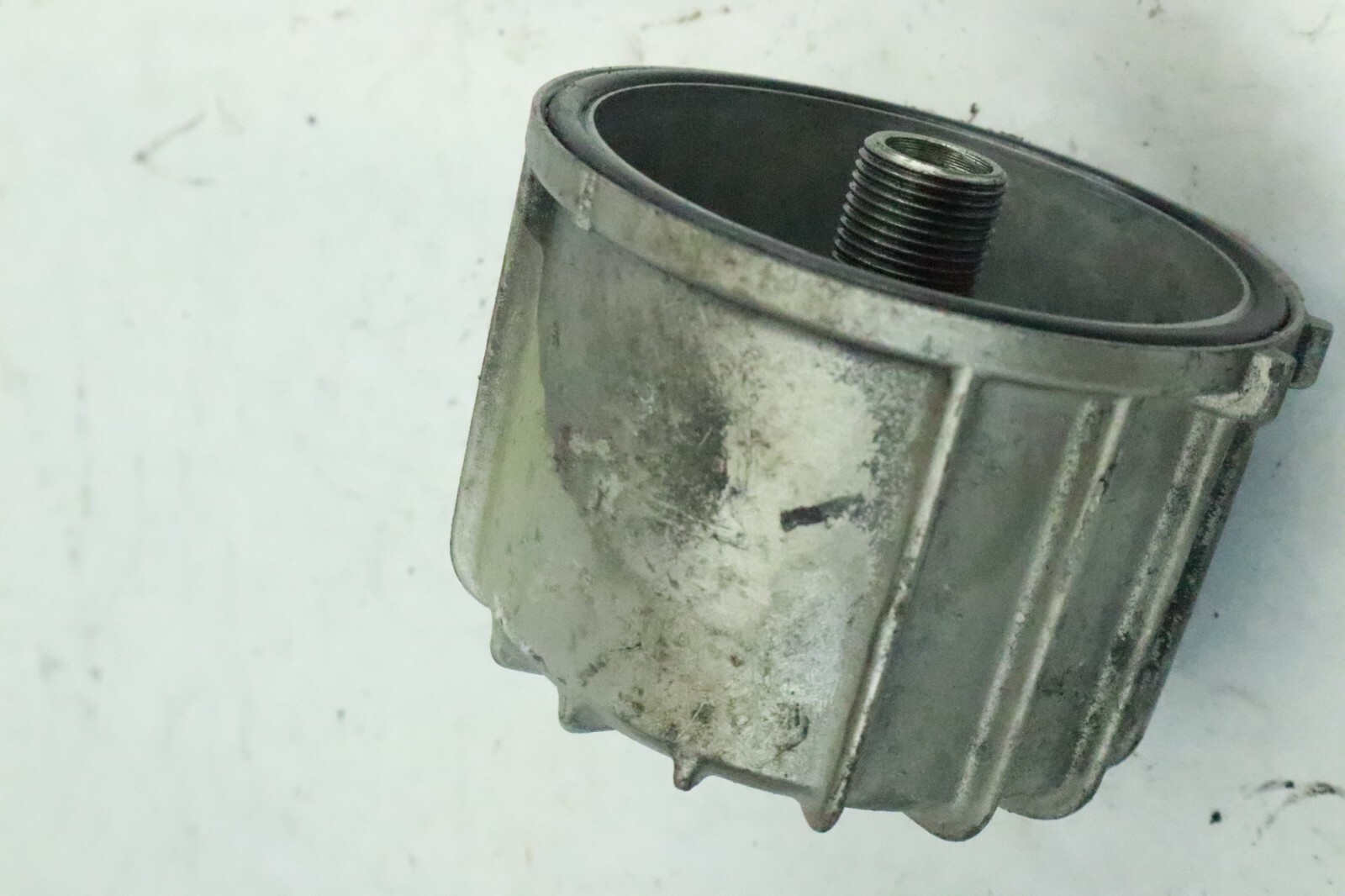 83 HONDA GL 1100 GL1100 I GOLDWING INTERSTATE OEM OIL FILTER COVER GUARD - Image 4