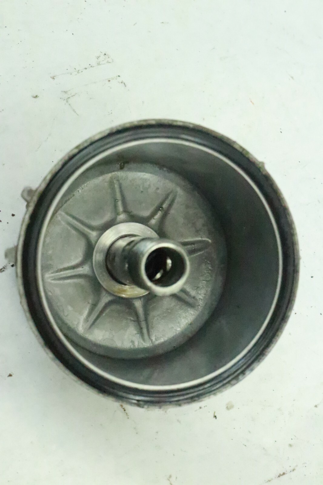 83 HONDA GL 1100 GL1100 I GOLDWING INTERSTATE OEM OIL FILTER COVER GUARD - Image 5
