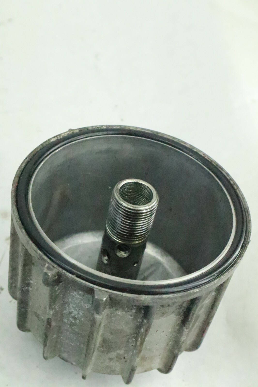 83 HONDA GL 1100 GL1100 I GOLDWING INTERSTATE OEM OIL FILTER COVER GUARD - Image 10