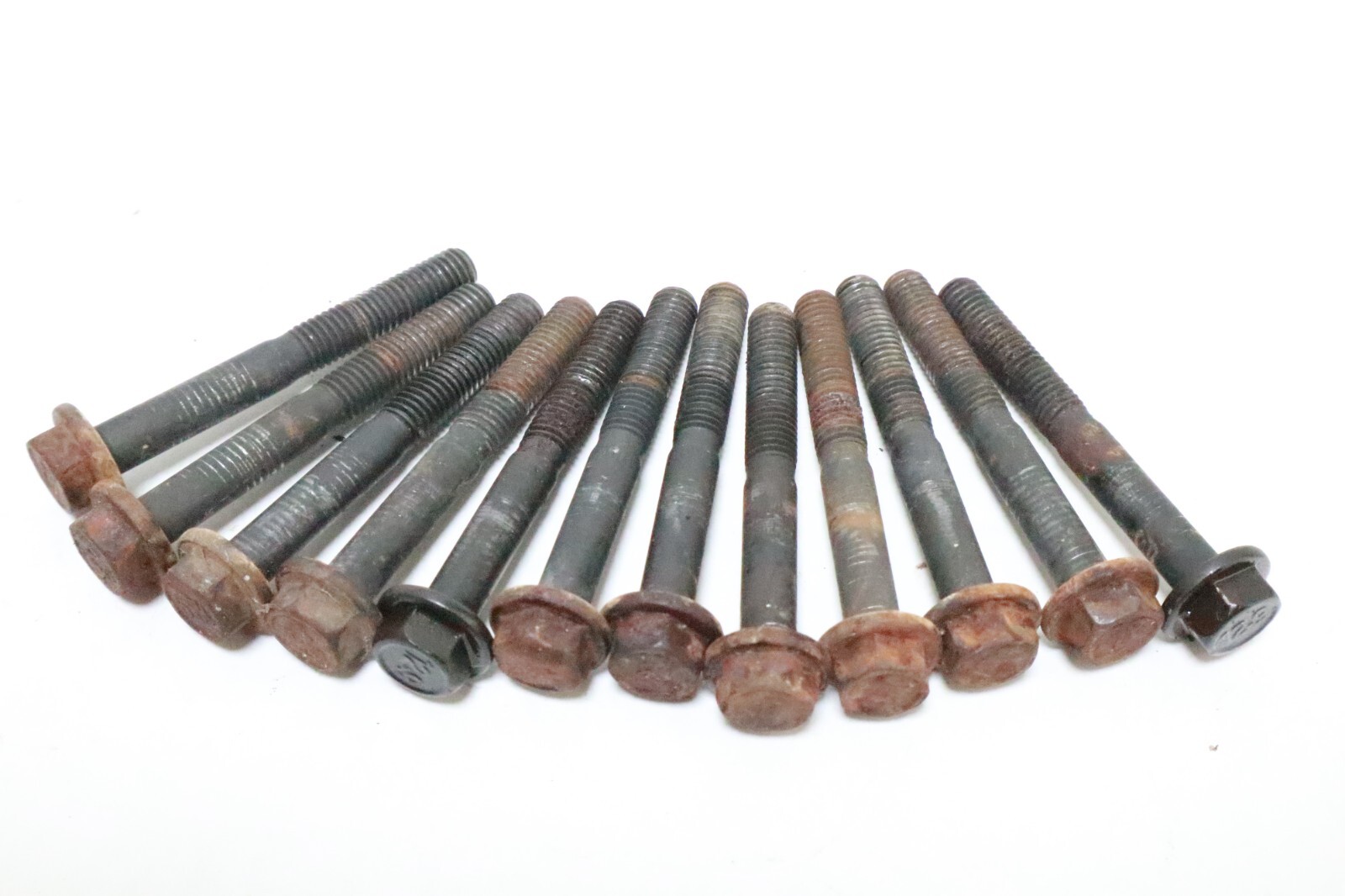 Generac gtv 760 990 dixie chopper xg2703 cylinder head BOLTS