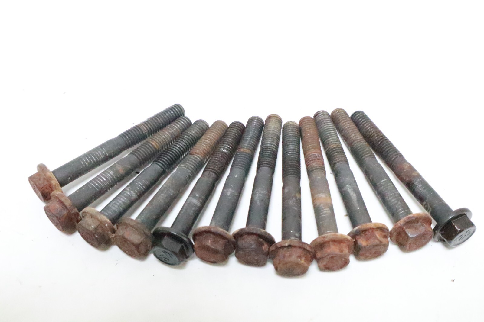 Generac gtv 760 990 dixie chopper xg2703 cylinder head BOLTS - Image 3