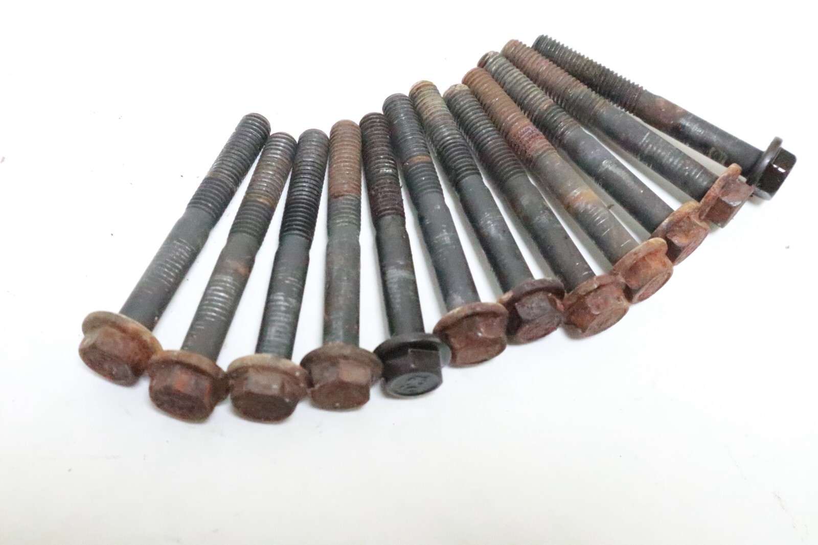 Generac gtv 760 990 dixie chopper xg2703 cylinder head BOLTS - Image 5