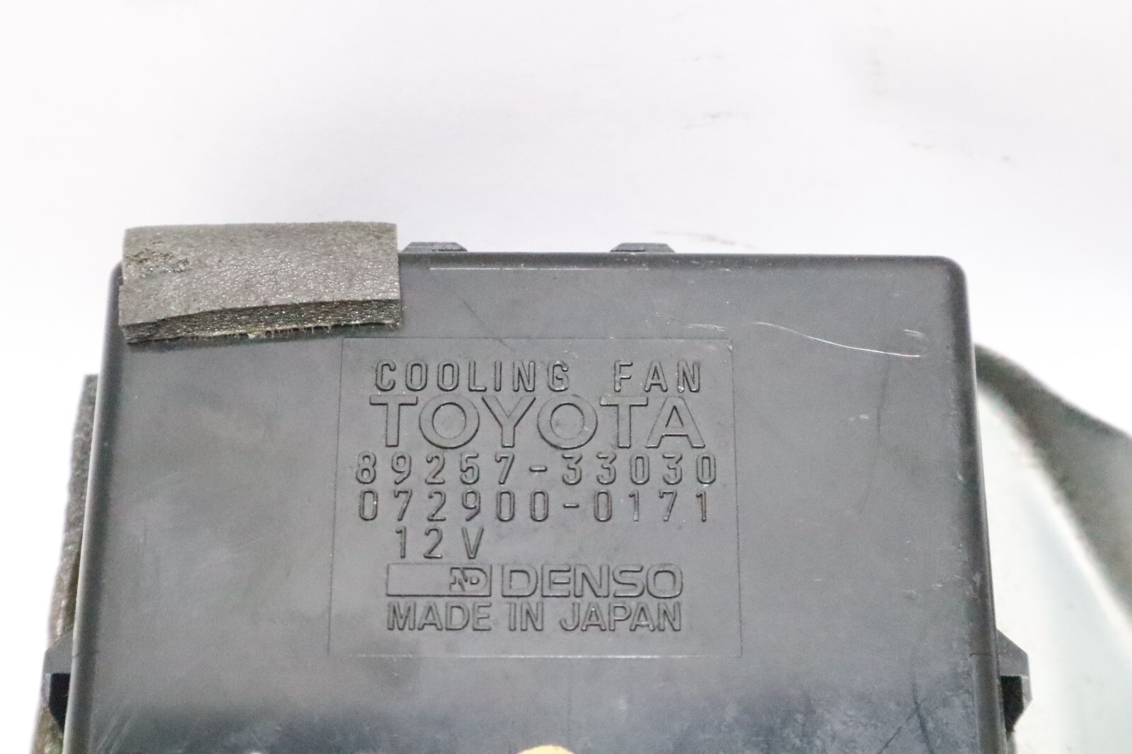 1994-1996 LEXUS ES300 COOLING FAN MODULE 89257-33030 OEM NS509186 - Image 5